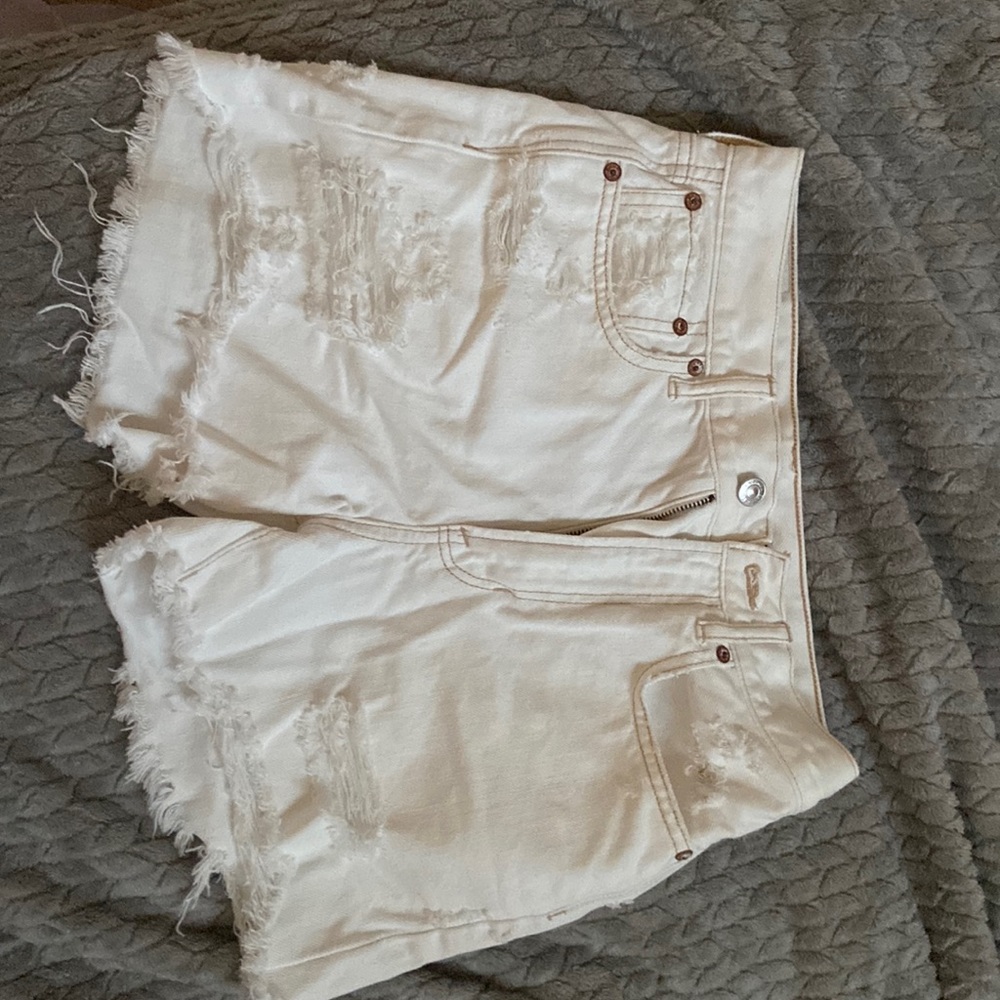 american eagle denim jeans shorts. size 2. make an offer!